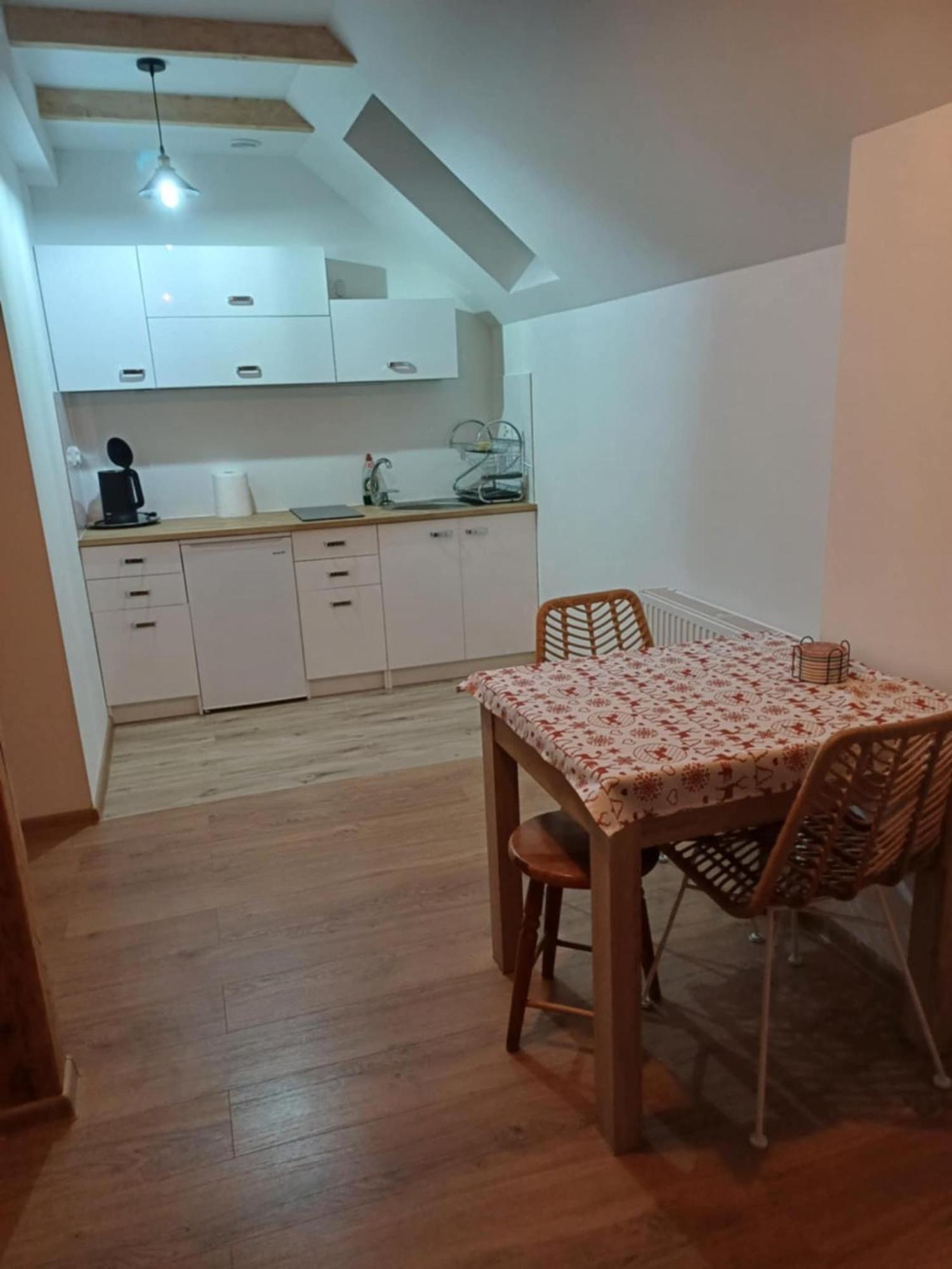 Apartamenty - Stara Stajnia - Na Krancu Swiata Милкув Экстерьер фото